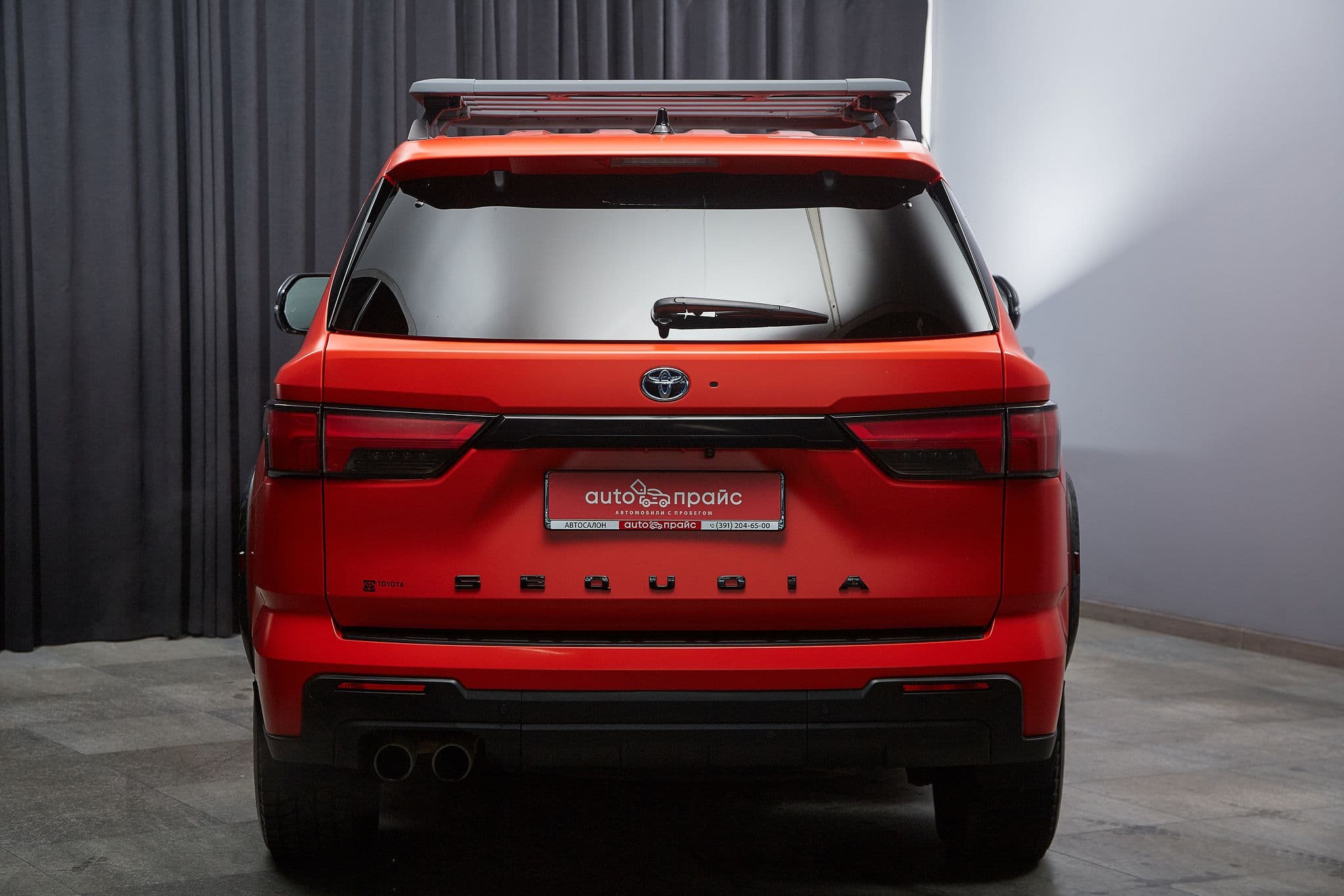 Toyota Sequoia - 5
